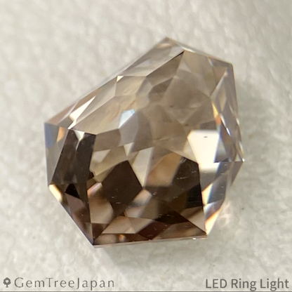 Brownish White Zircon 1.50ct / Tanzania