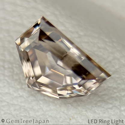 【Trial Price】Brownish White Zircon 1.13ct / Tanzania