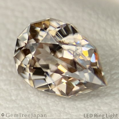 Brownish White Zircon 1.16ct / Tanzania
