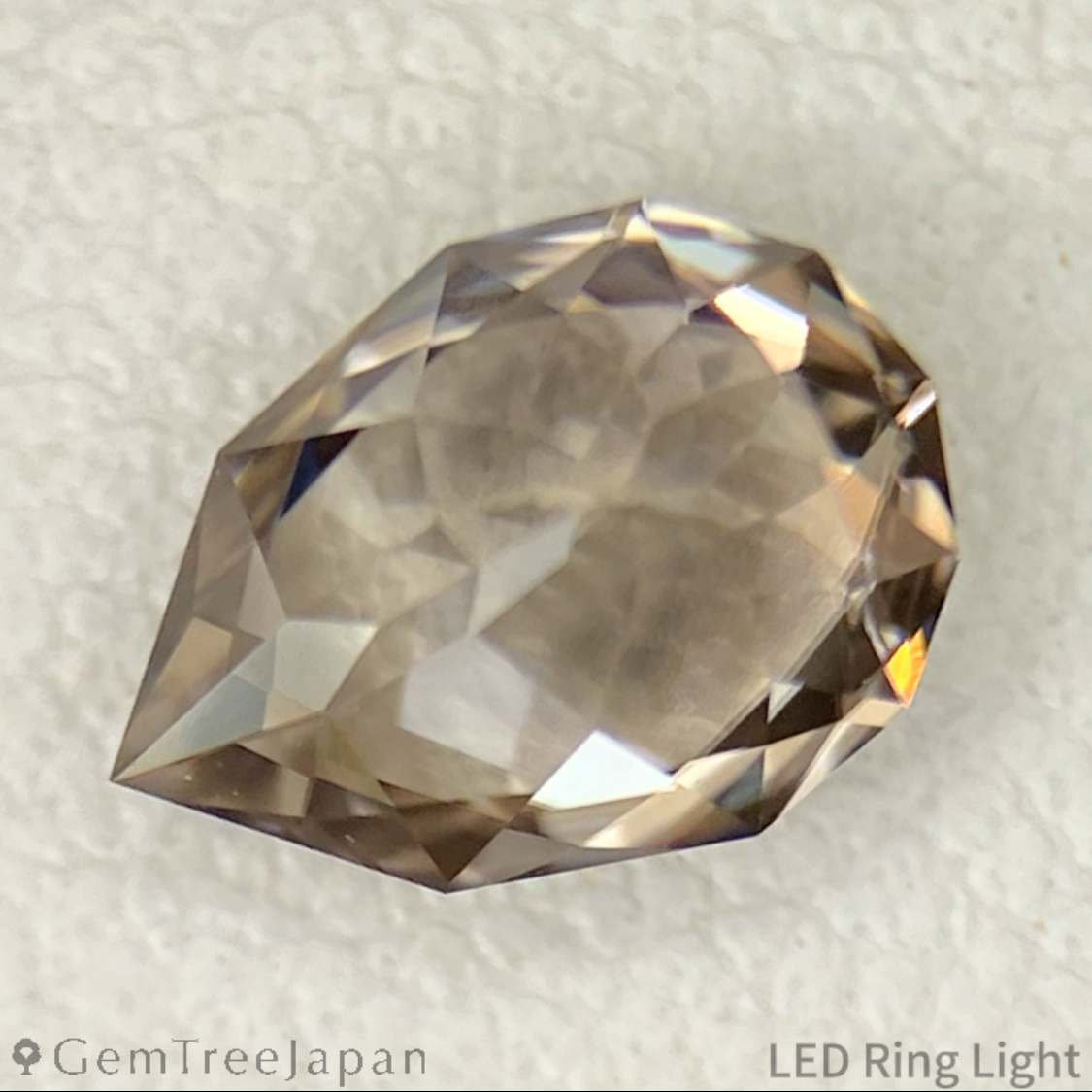 Brownish White Zircon 1.16ct / Tanzania