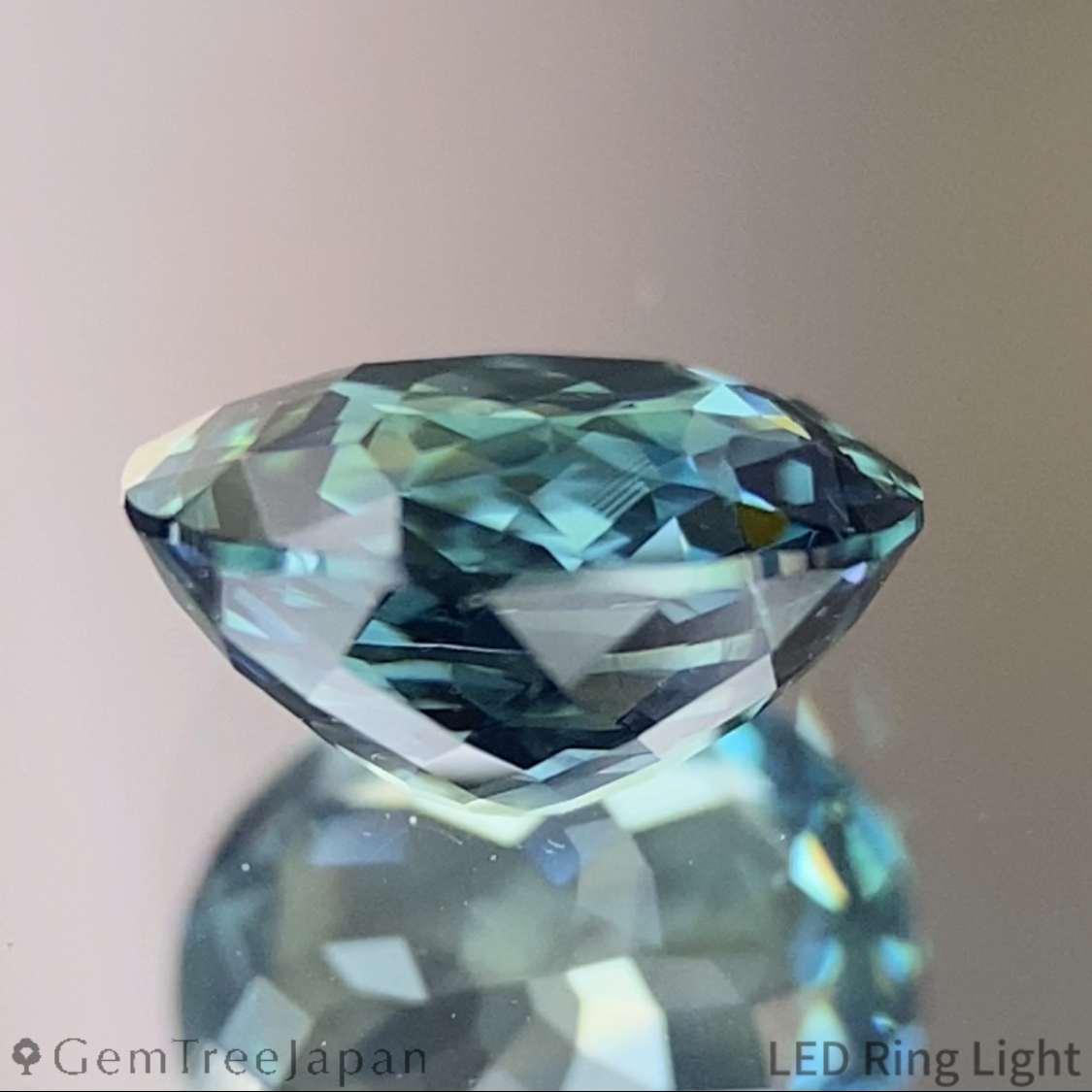 Parti-Color Sapphire 1.375ct / Thailand