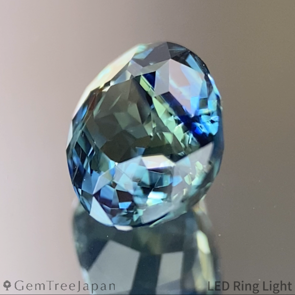 Parti-Color Sapphire 1.375ct / Thailand
