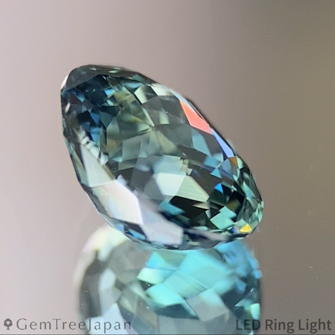 Parti-Color Sapphire 1.375ct / Thailand