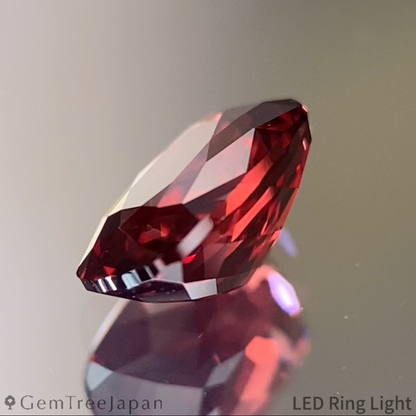 Orangy Red Spinel 0.858ct / Burma