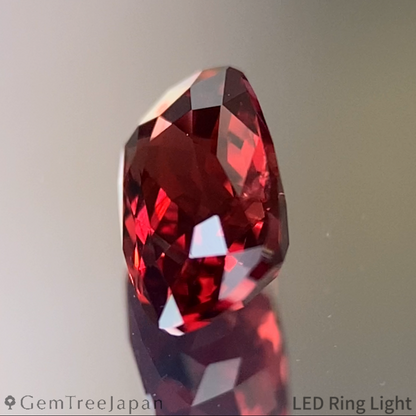 Orangy Red Spinel 0.858ct / Burma
