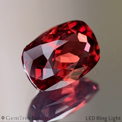 Orangy Red Spinel 0.858ct / Burma
