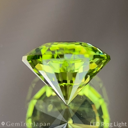 Peridot 1.42ct / Vietnam
