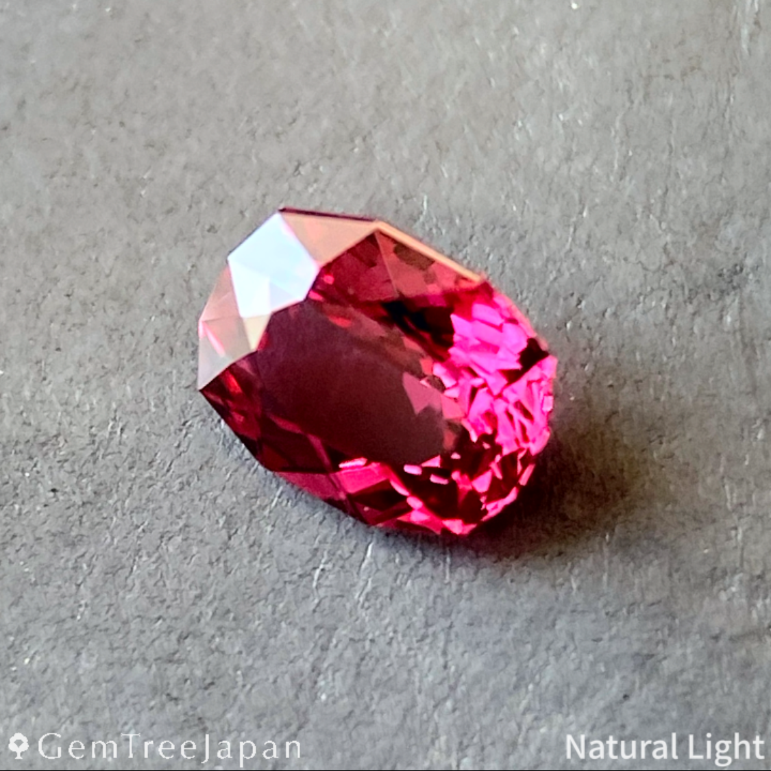 Ruby 0.206ct / Thailand