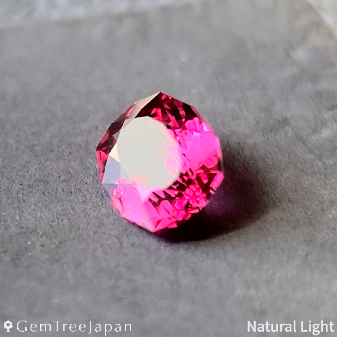 Ruby 0.206ct / Thailand