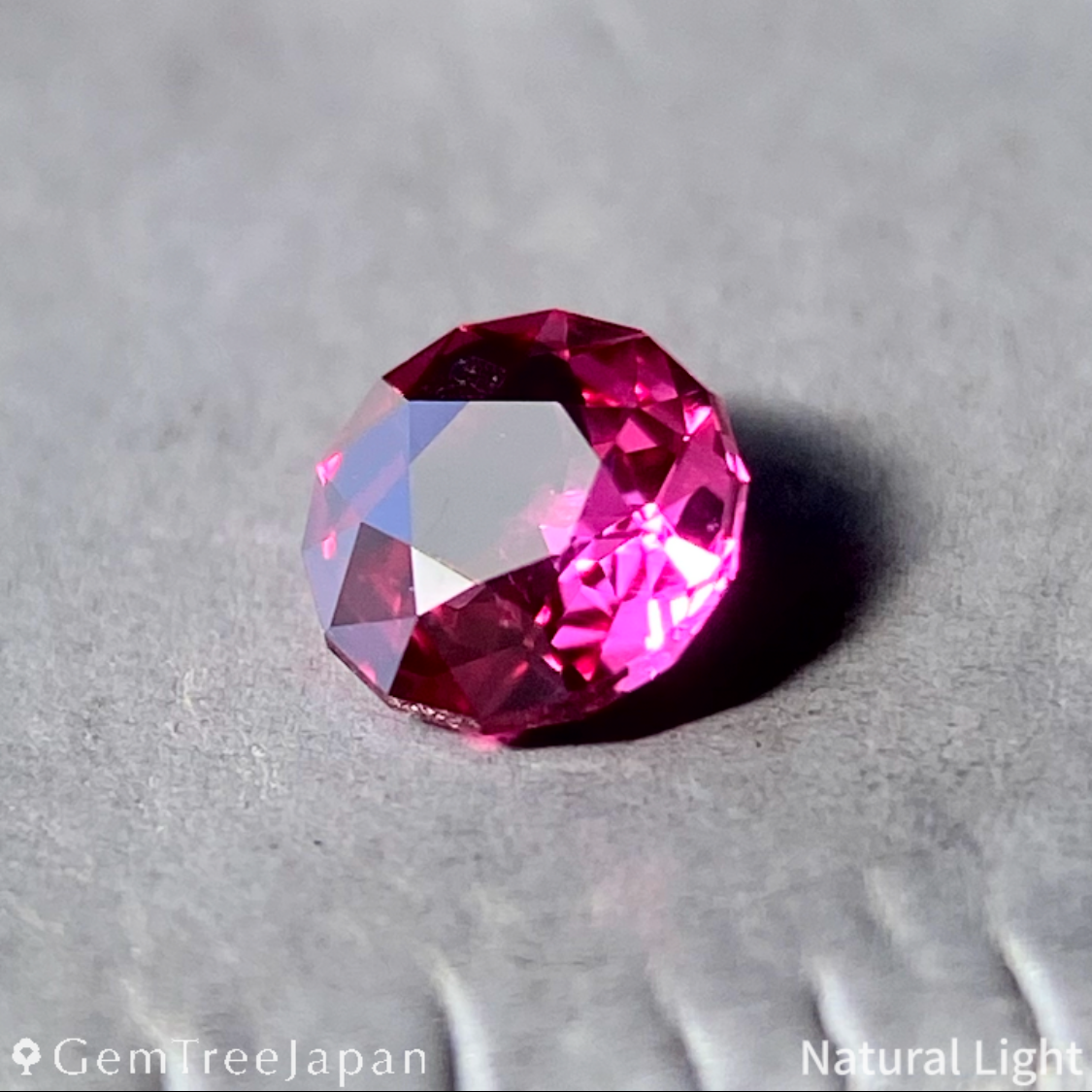 Ruby 0.185ct / Thailand