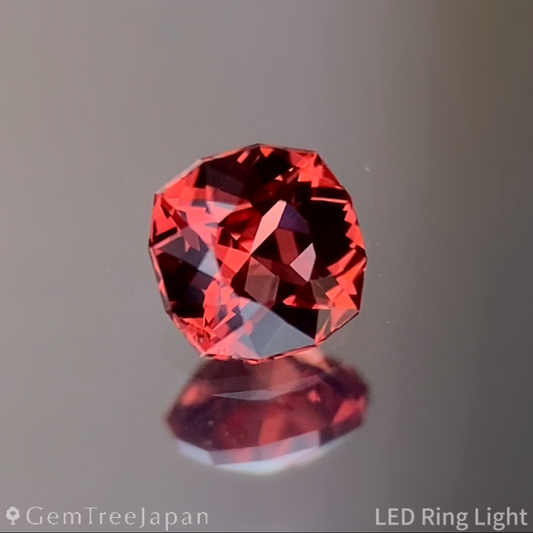 【もう1石ご購入で無料に】Orange Spinel 0.209ct / Vietnam