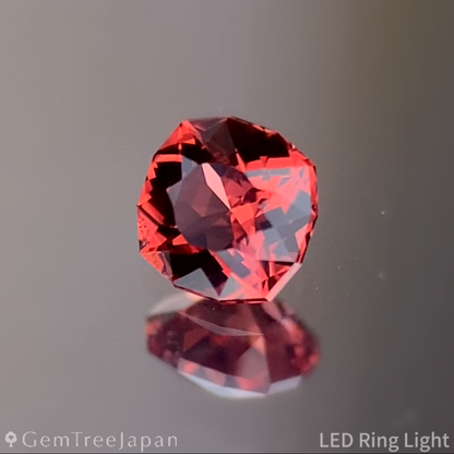 Orange Spinel 0.209ct / Vietnam