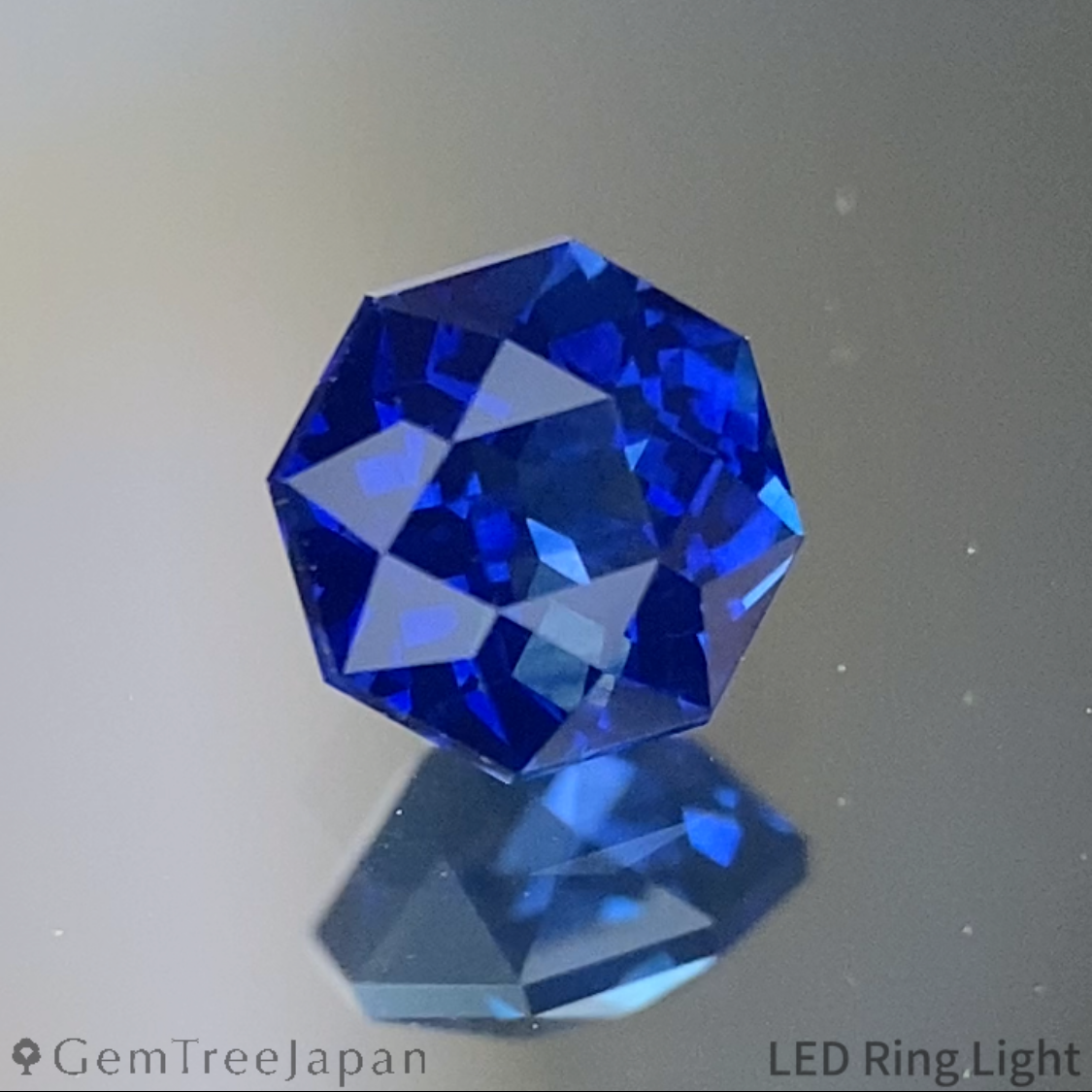 Cornflower Blue Sapphire 0.515ct / Sri Lanka