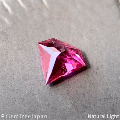 "Gem Shape" Ruby 0.172ct / Thailand