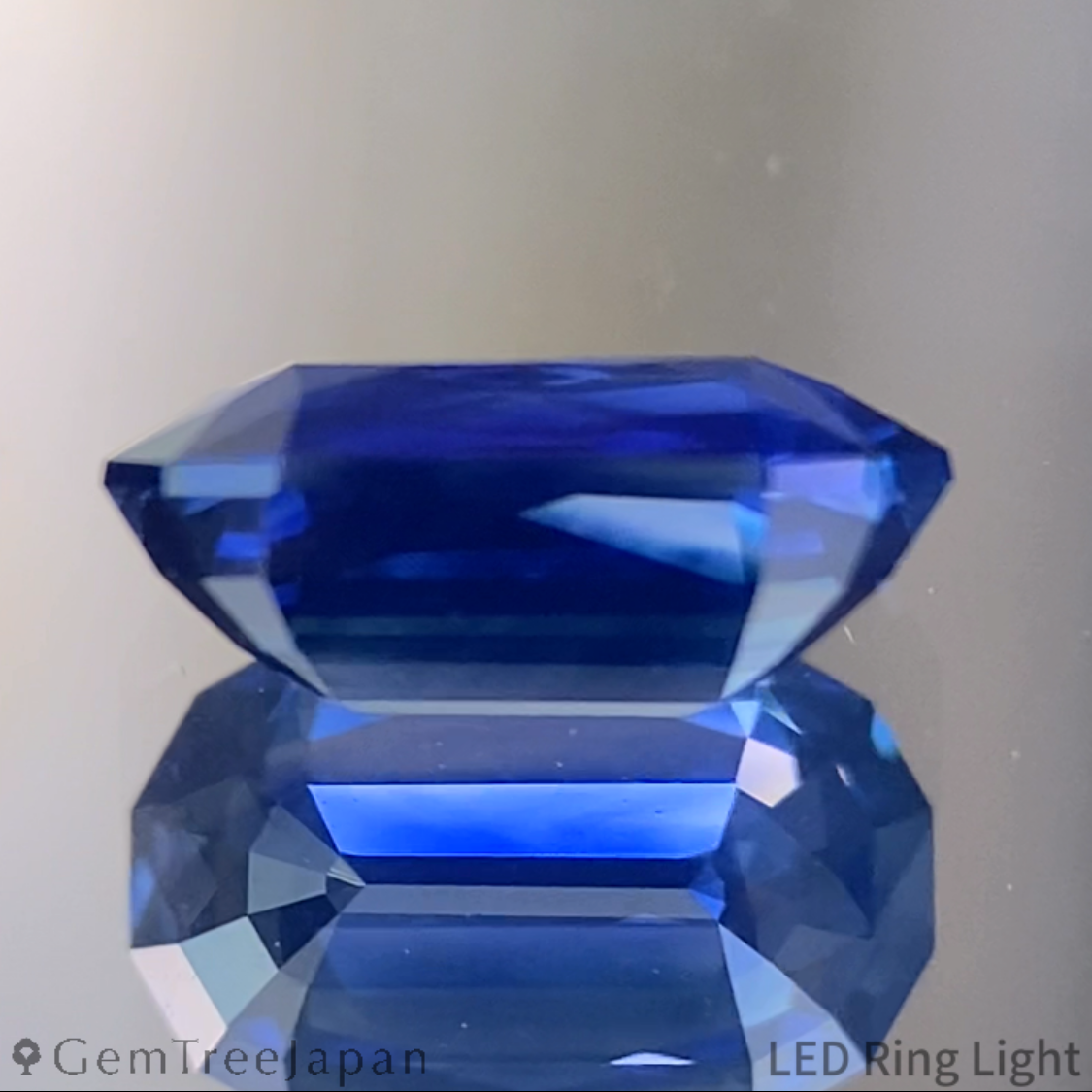 Royal Blue Sapphire 1.250ct / Myanmar