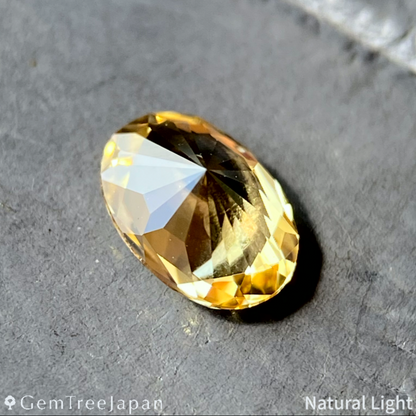 "Narika Cut" Yellow Sapphire 0.461ct / Kanchanaburi (Thailand)