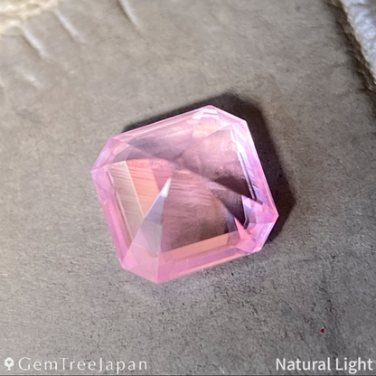 "4-5 Steps" Un-Heat Silky Pink Sapphire 0.701ct / Sri Lanka