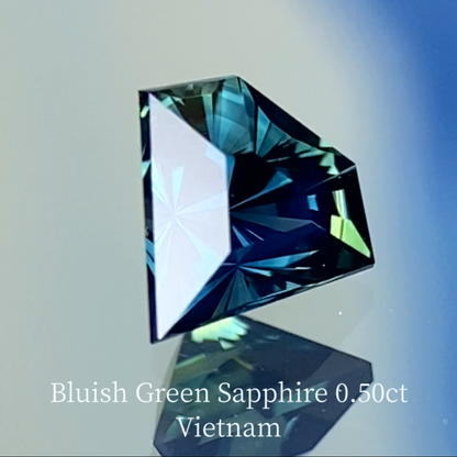 Bluish Green Sapphire 0.507ct / Vietnam