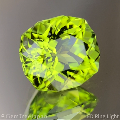 Peridot 1.45ct / Vietnam