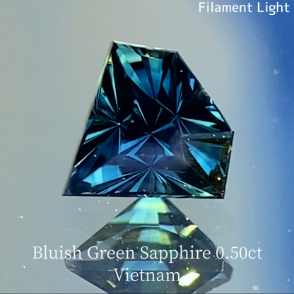 Bluish Green Sapphire 0.507ct / Vietnam