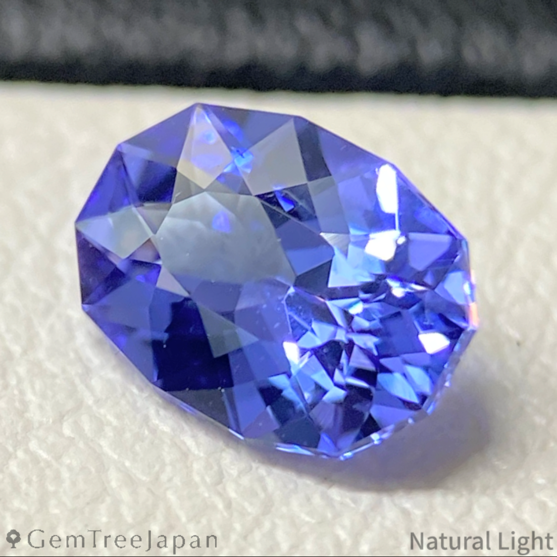 Tanzanite 0.76ct / Tanzania