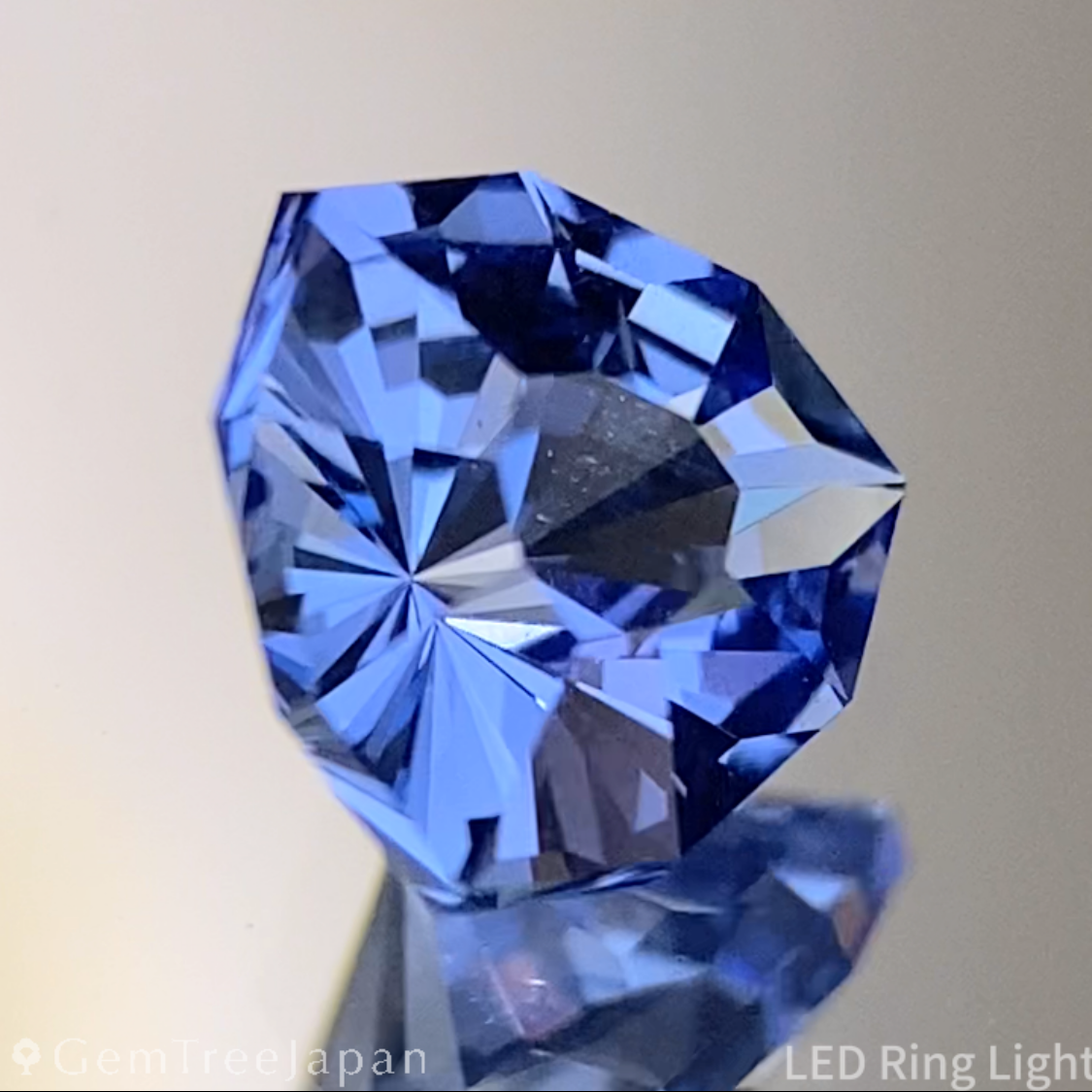 Un-Heat Sapphire 0.703ct / Sri Lanka