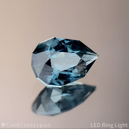 Greenish Blue Spinel 0.362ct (Iron & Cobalt) / Vietnam