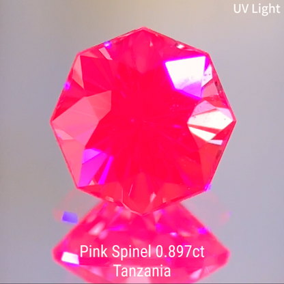 Pink Spinel 0.897ct / Tanzania