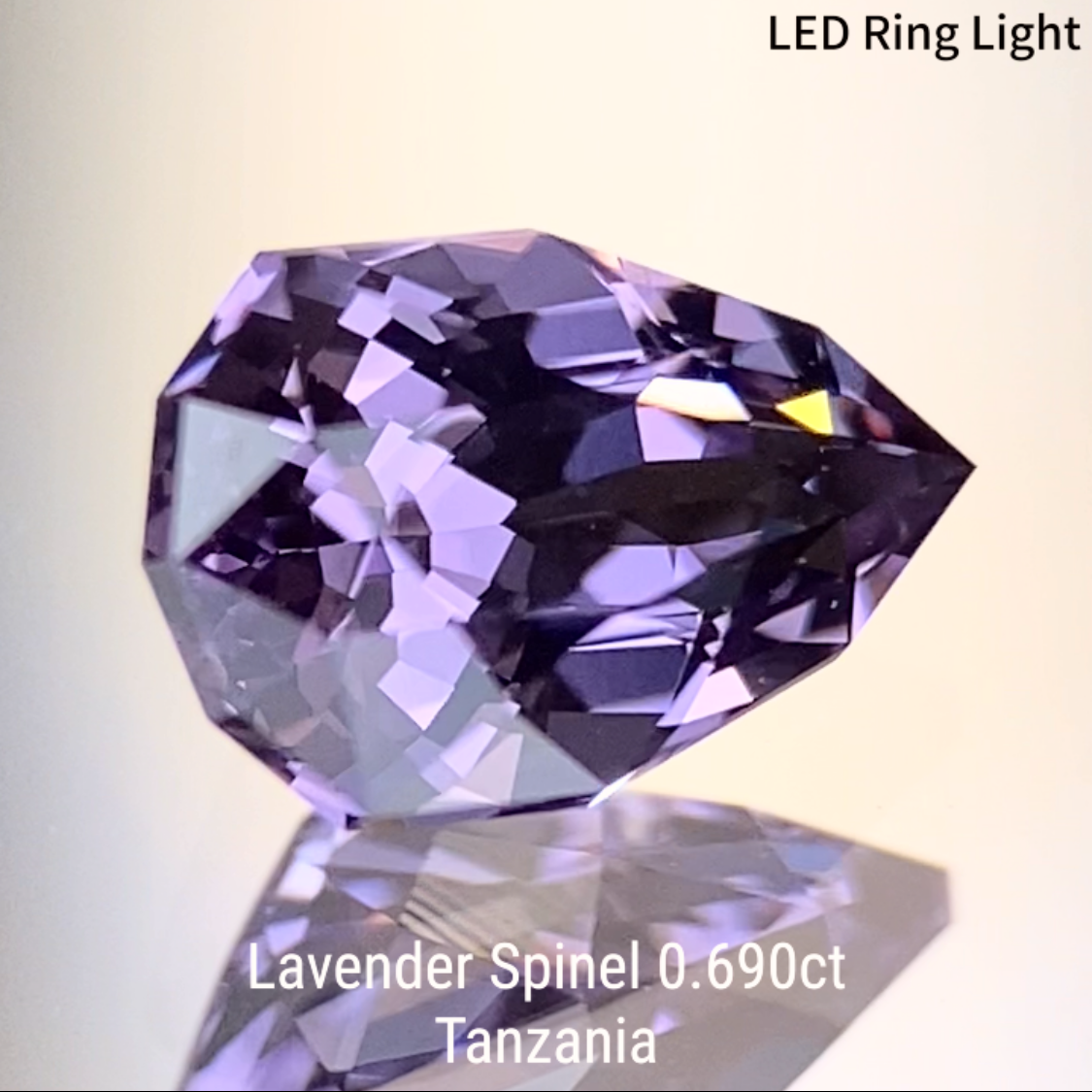 Lavender Spinel 0.690ct / Tanzania