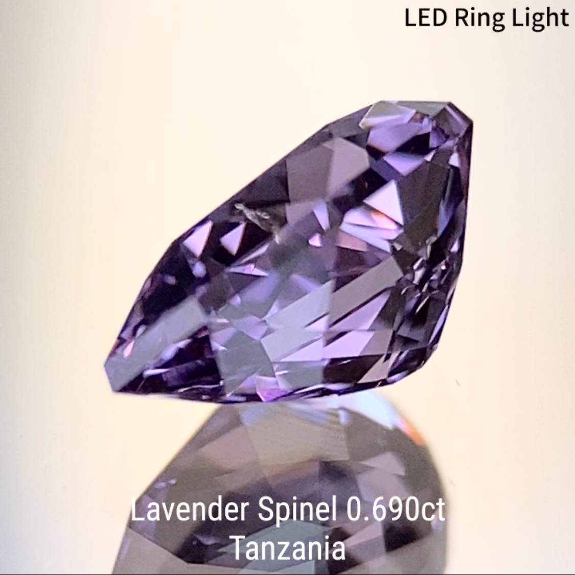 Lavender Spinel 0.690ct / Tanzania