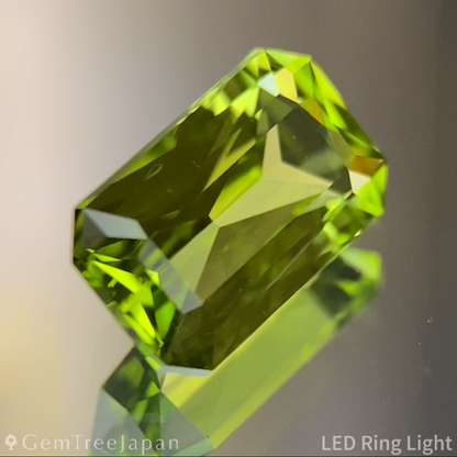 Peridot 1.60ct / Vietnam