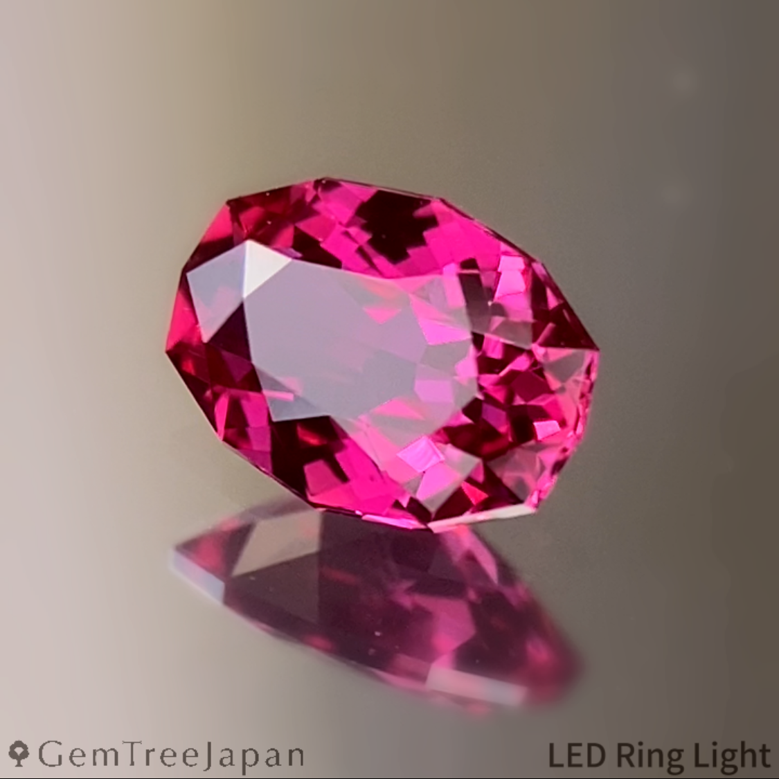Ruby 0.376ct / Thailand