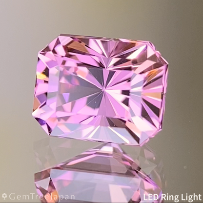 Malaya Garnet 0.870ct / Tanzania