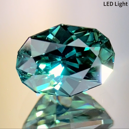 UV Tenebrescent Zircon 1.216ct