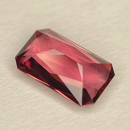 Spinel 0.78ct / Burma / Ayatori Octagon