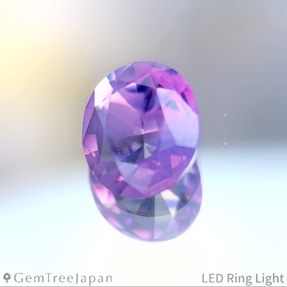 Un-Heat Parti-Color Sapphire 0.326ct / Vietnam