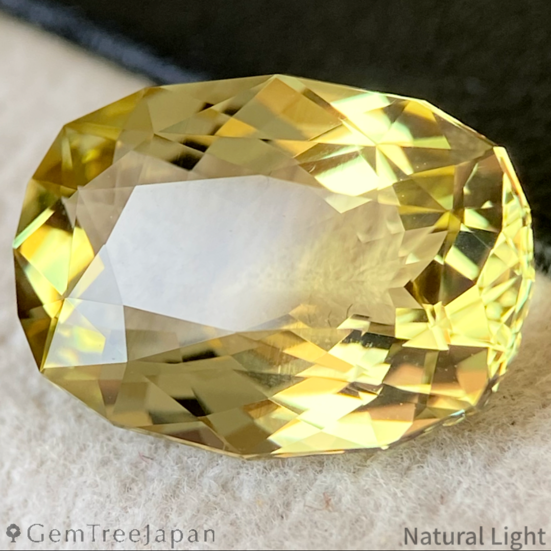 Beryl 4.187ct / Nigeria