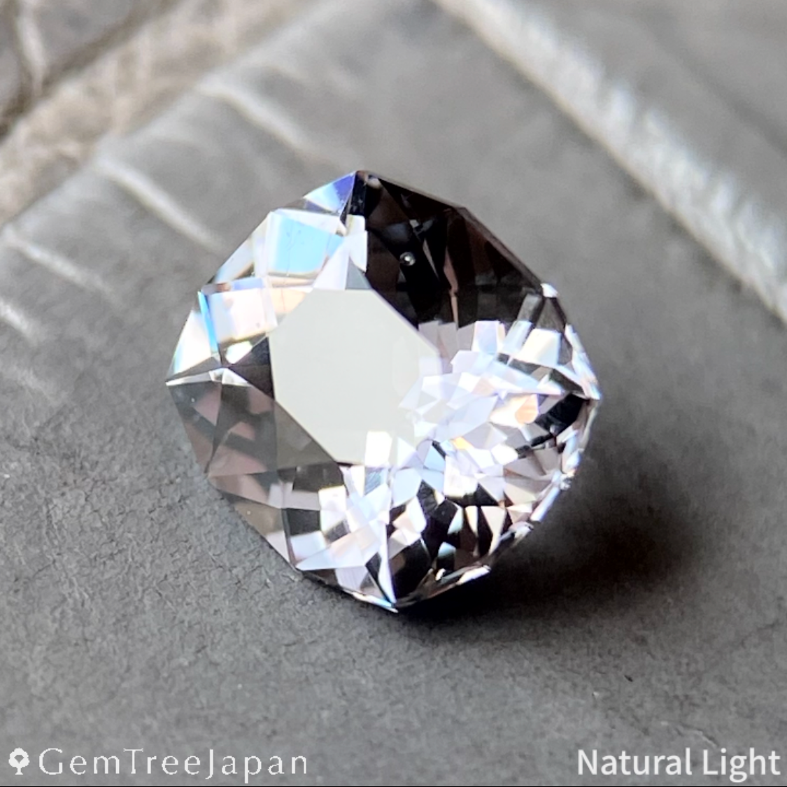 【Trial Price】Grey Spinel 0.564ct / Burma