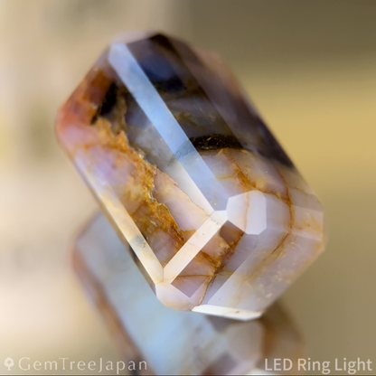 Un-Heat Parti-Color Sapphire 47.00ct / Vietnam