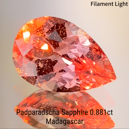 Padparadscha Sapphire 0.881ct / Madagascar