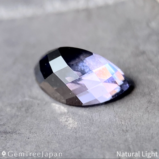 【Trial Price】"Fruit Cut" Pinkish Violet Spinel 0.428ct / Madagascar