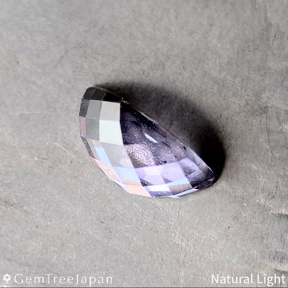【Trial Price】"Fruit Cut" Pinkish Violet Spinel 0.428ct / Madagascar