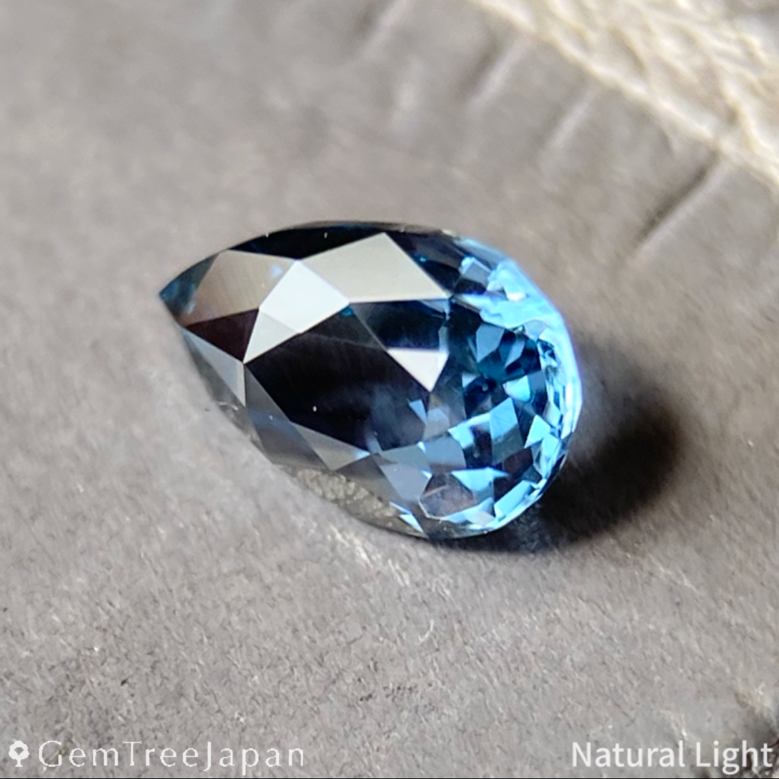 【Trial Price】Blue Spinel 0.393ct / Tanzania