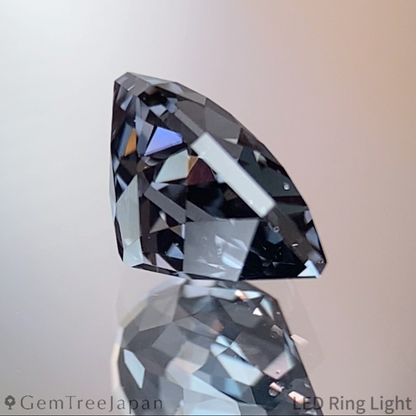【Flame Frame】Grey Spinel 1.00ct / Burma