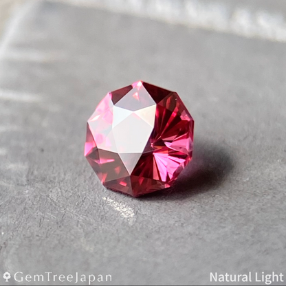 【Trial Price】"Narika Cut" Pink Spinel 0.168ct / Tanzania
