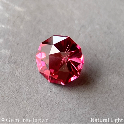 【Trial Price】"Narika Cut" Pink Spinel 0.168ct / Tanzania