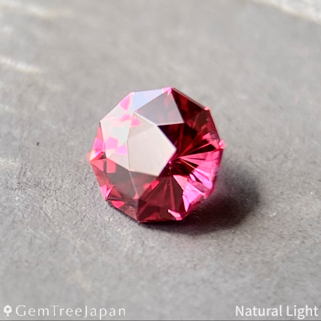 【Trial Price】"Narika Cut" Pink Spinel 0.168ct / Tanzania