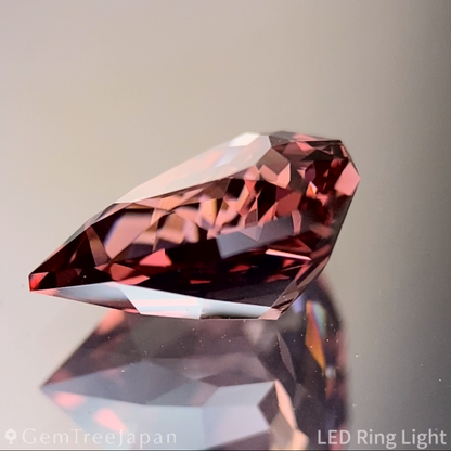 Spessartine Garnet 2.289ct / Tanzania