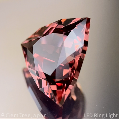 Spessartine Garnet 2.289ct / Tanzania