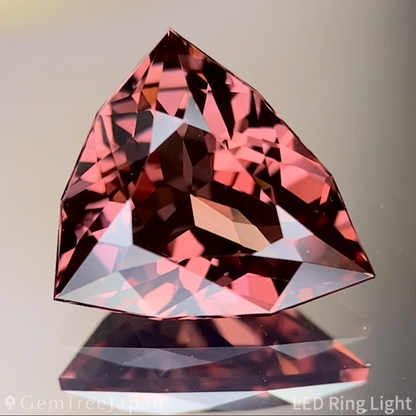 Spessartine Garnet 2.289ct / Tanzania